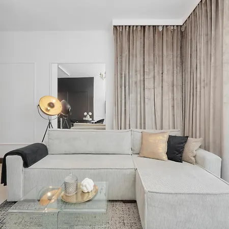 Апартаменты New Studio Nyska With Free Garage By Renters Вроцлав